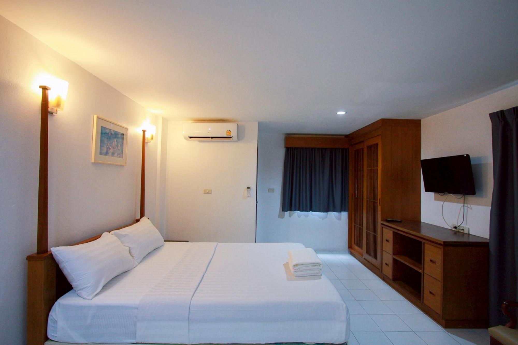 18 Coins Budget Hotel Pattaya Pokoj fotografie