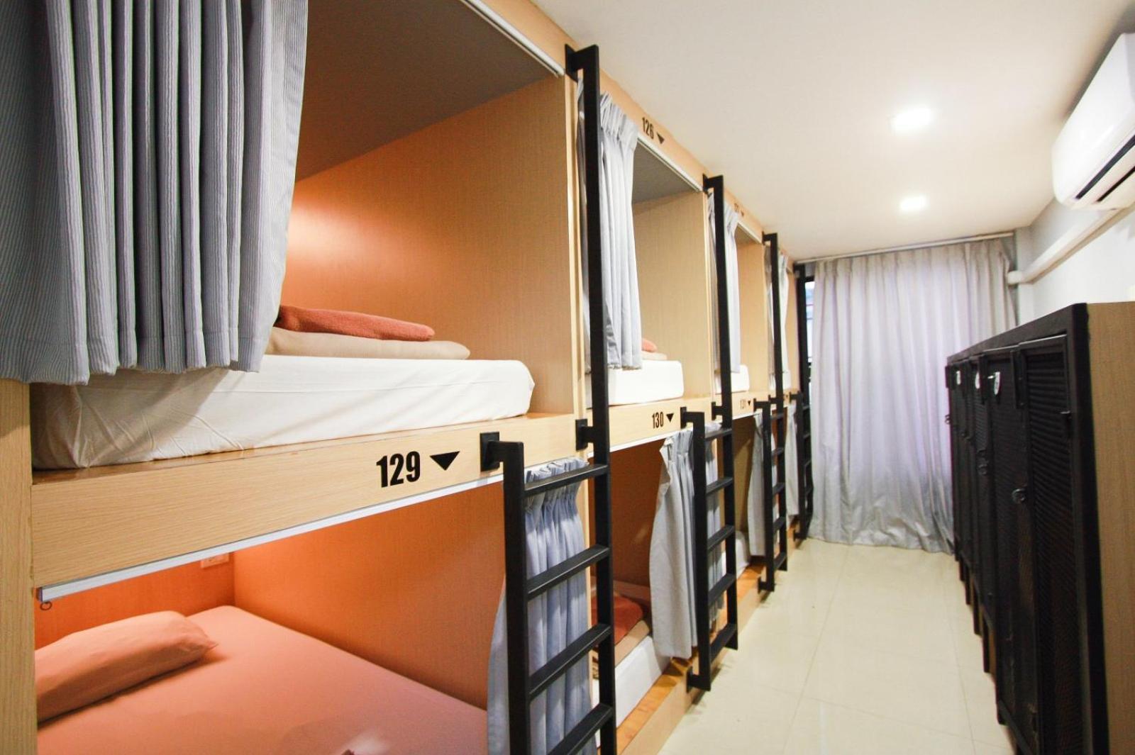 18 Coins Budget Hotel Pattaya Pokoj fotografie